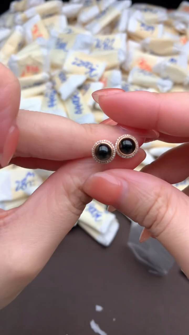 【闪购商品】翡翠挂件18K金镶嵌一