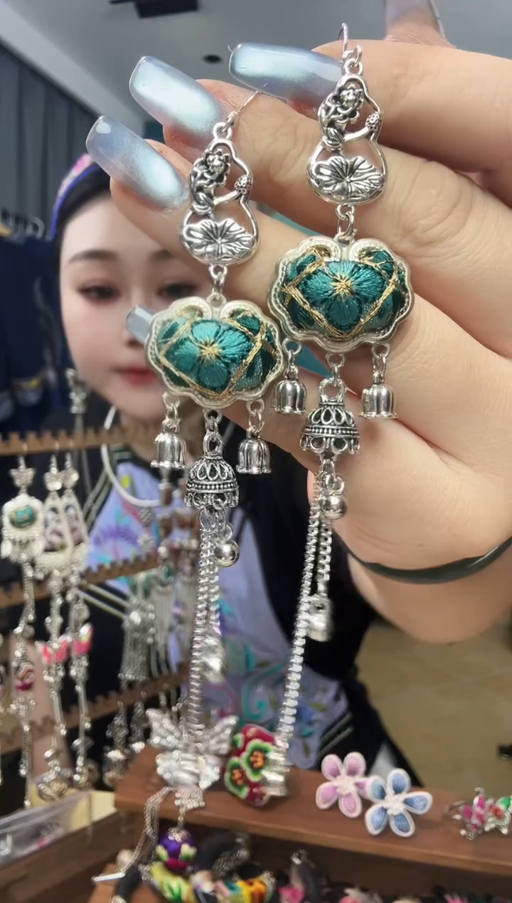 刺绣纯手工民族风刺绣耳环