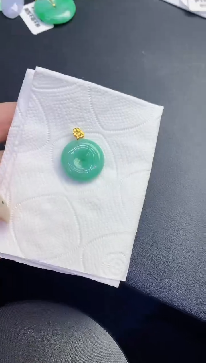 颈饰未镶嵌翡翠缅甸天然翡翠A货