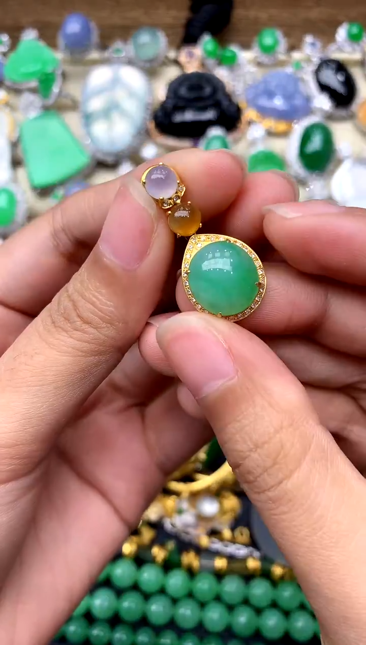 【闪购商品】翡翠颈饰18K金镶嵌259-中国好珍宝