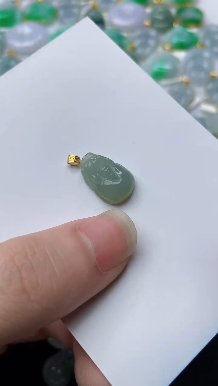 【闪购商品】翡翠颈饰18K金镶嵌44.......