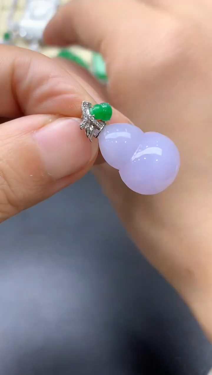 颈饰18K金镶嵌翡翠231-中国好珍宝