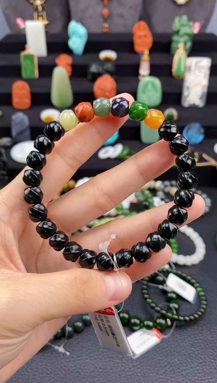 【闪购商品】和田玉-未镶嵌8.5mm黑彩喜旋手串