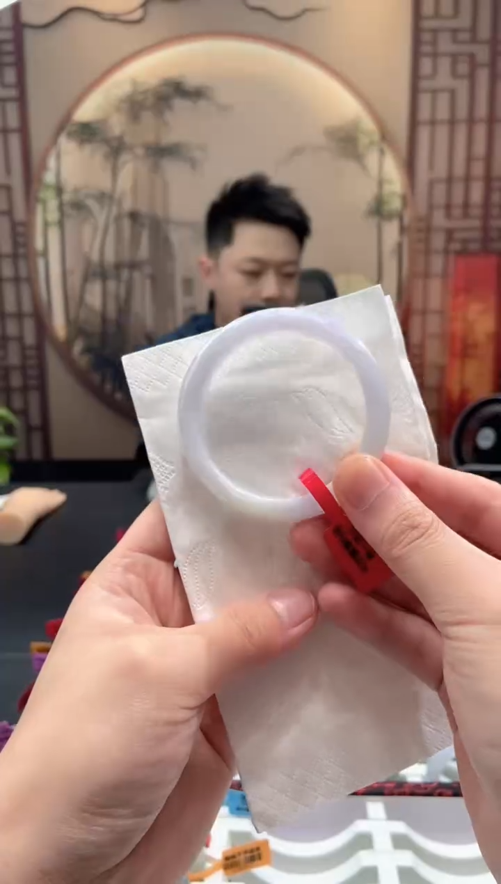 翡翠手镯未镶嵌000024833