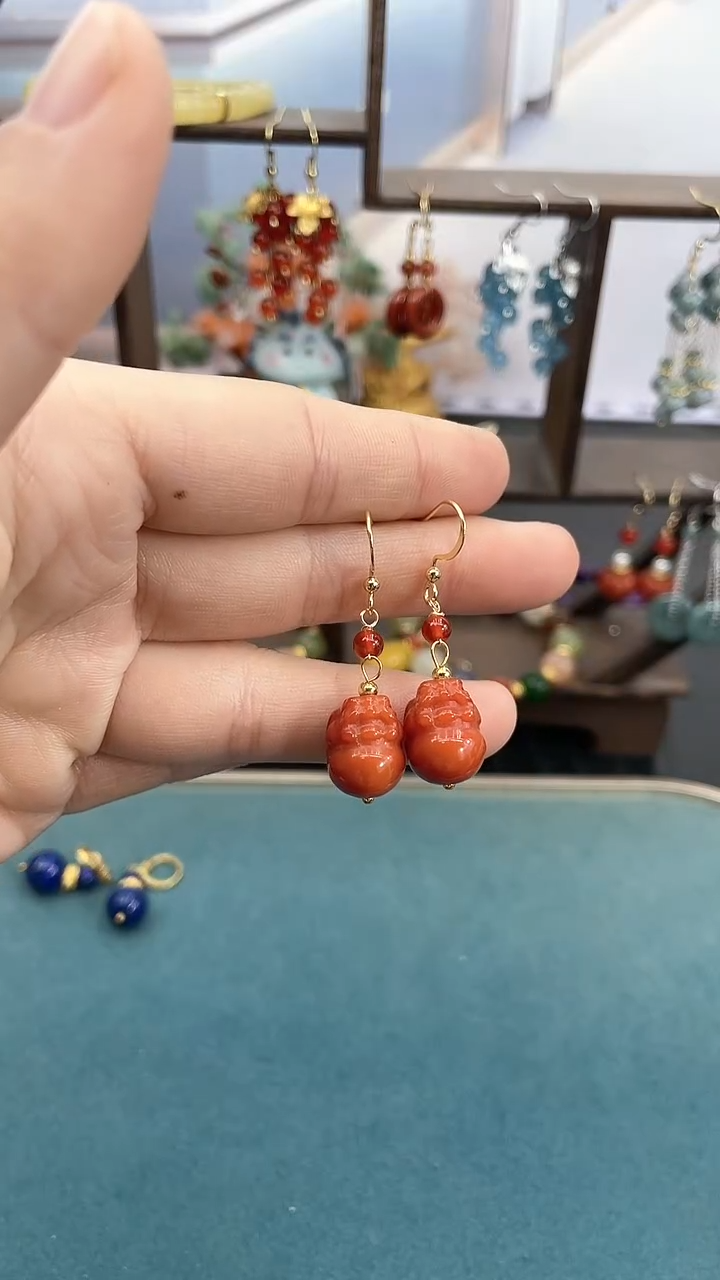 14K金镶嵌南红玛瑙耳饰红貔貅