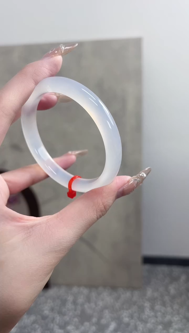 【闪购商品】玛瑙/玉髓手镯未镶嵌57-58圈 需要包容