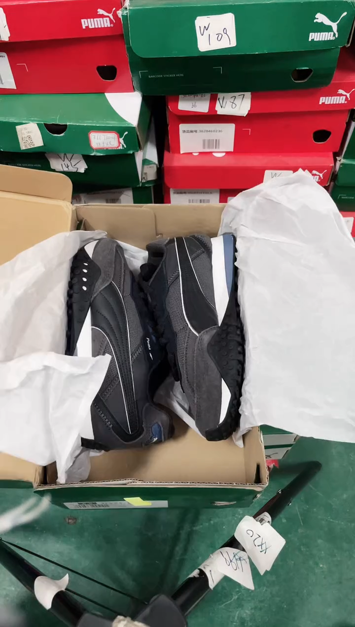 彪马时尚休闲运动鞋37.5M  ZZ16