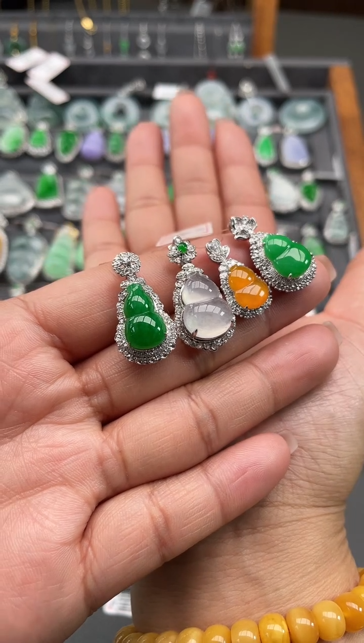 【闪购商品】翡翠挂件18K金镶嵌合集