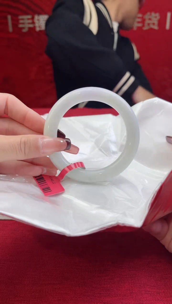 【闪购商品】翡翠手镯未镶嵌4翡翠手镯