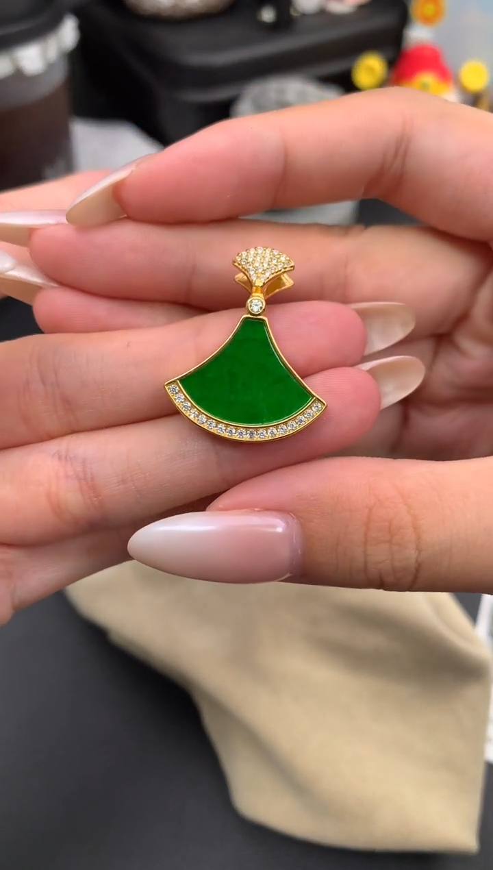 翡翠银S925镶嵌颈饰模式推广期48小时鉴赏期