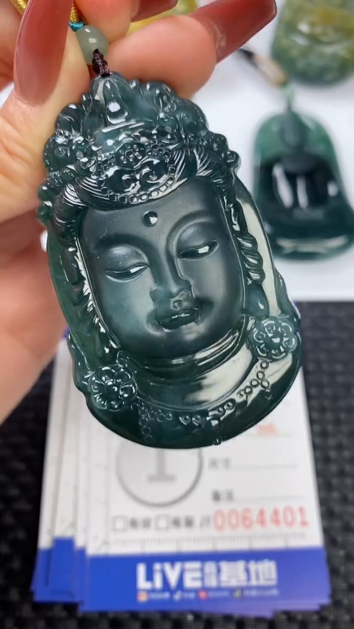 【闪购商品】翡翠颈饰未镶嵌11111111111111111