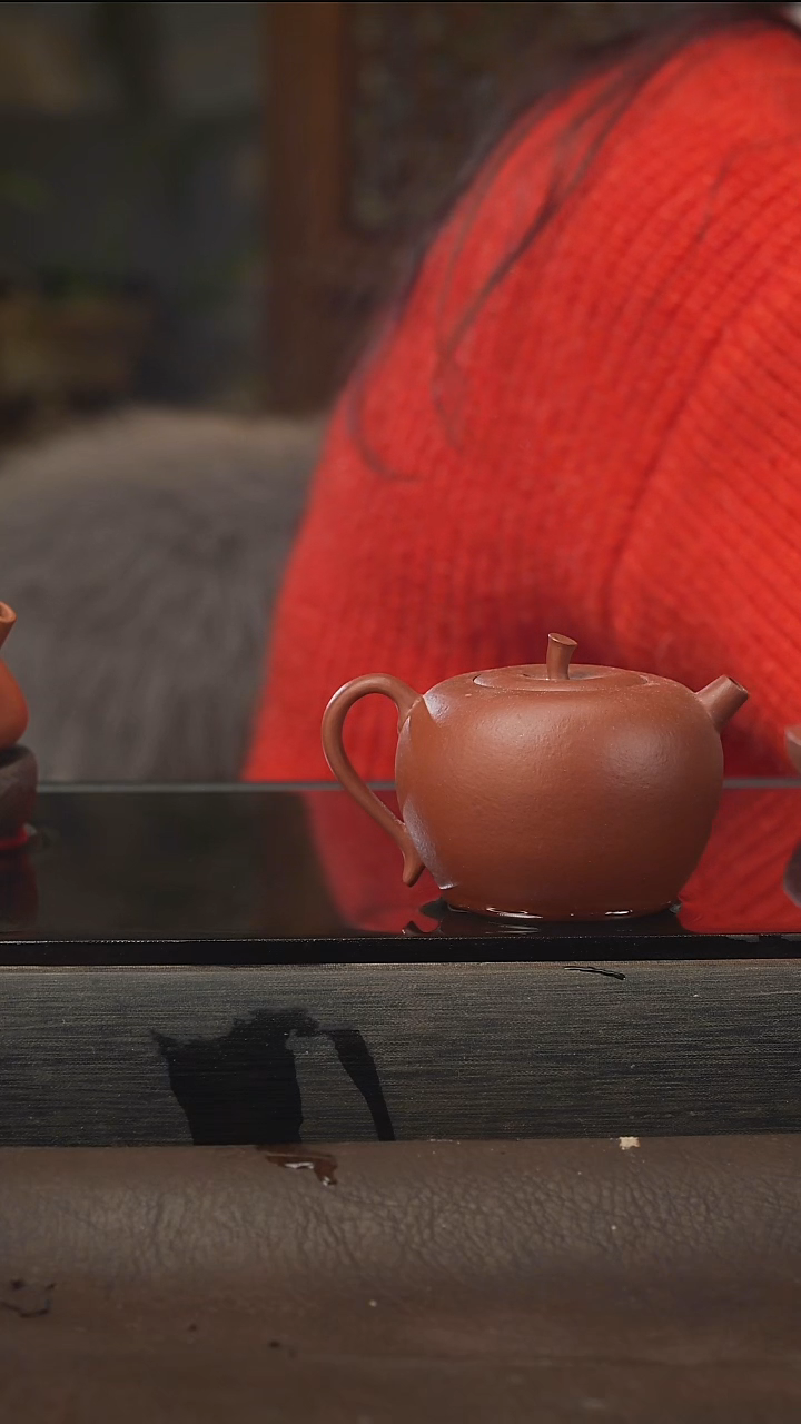 茶壶紫砂南*微瑕 红苹果 130cc