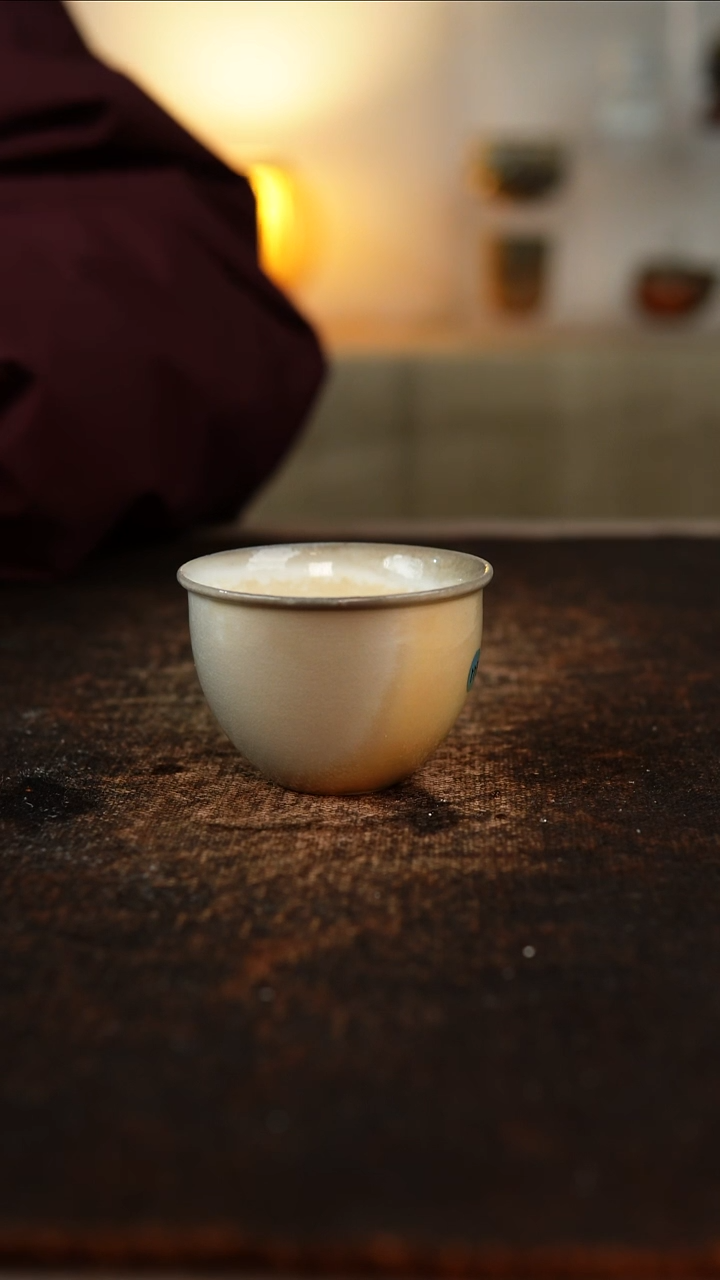 景德镇柴烧  高白 小蛋杯   100cc   611