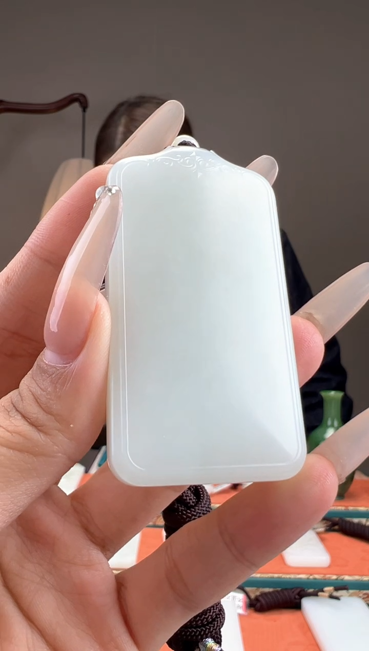 【闪购商品】和田玉颈饰未镶嵌1