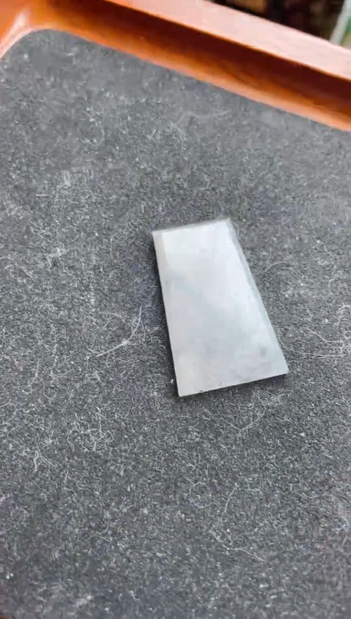 【闪购商品】翡翠颈饰未镶嵌无事牌