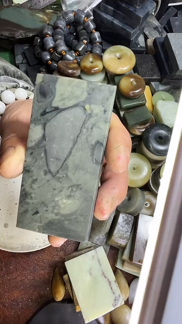 未镶嵌和田玉珠宝半成品1