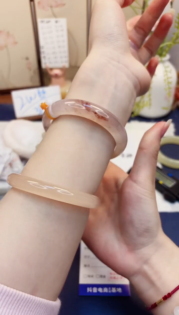 【闪购商品】石英质玉未镶嵌手镯382-财气镯-圈口58