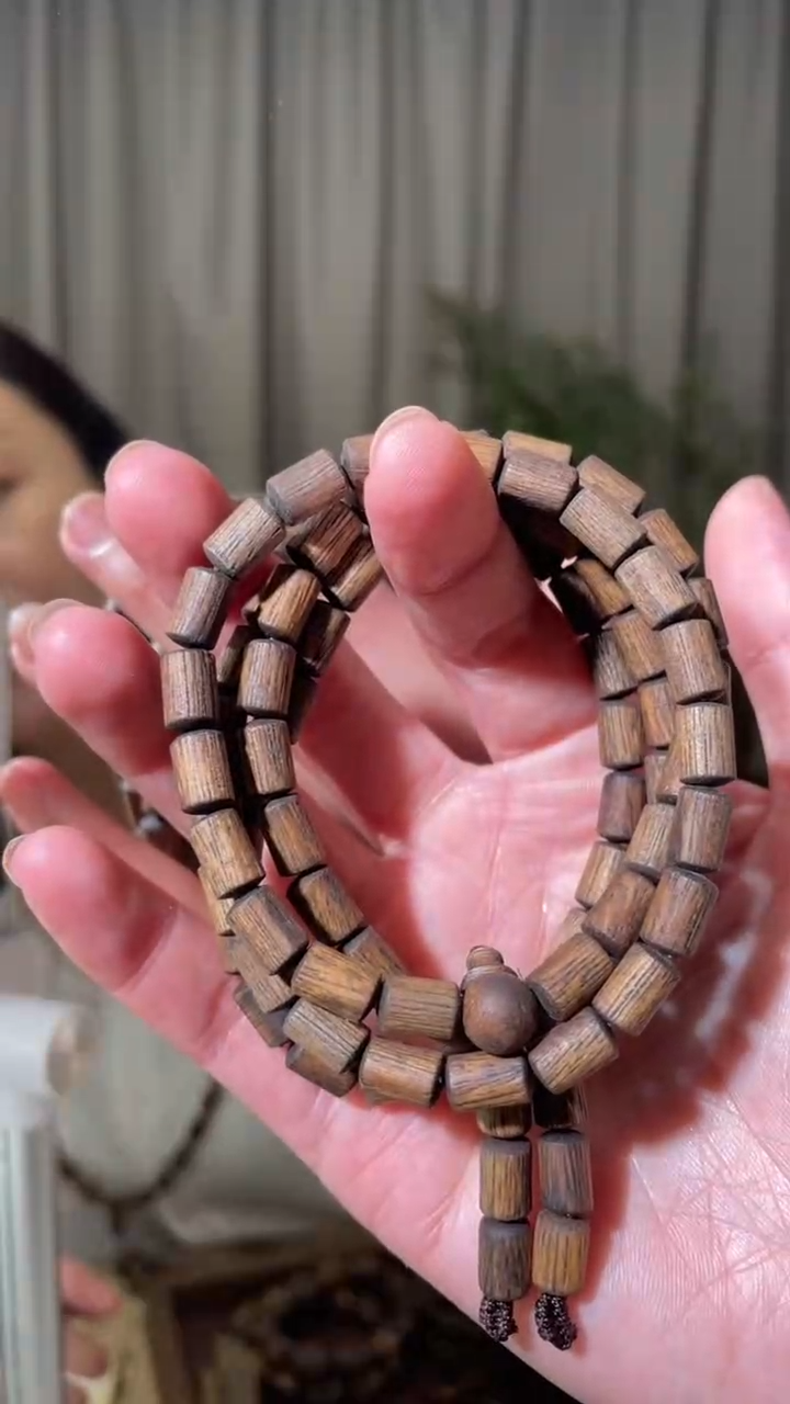 沉香手串天然沉香，假一赔四，多样性发其一