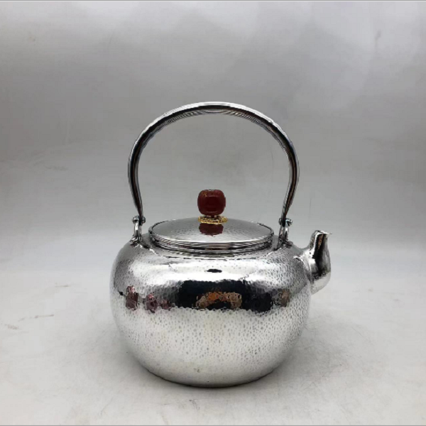 蜂鸟工坊 大师壶 红金漆钮垫金片锤纹一块料弯嘴提梁壶 SWA2302