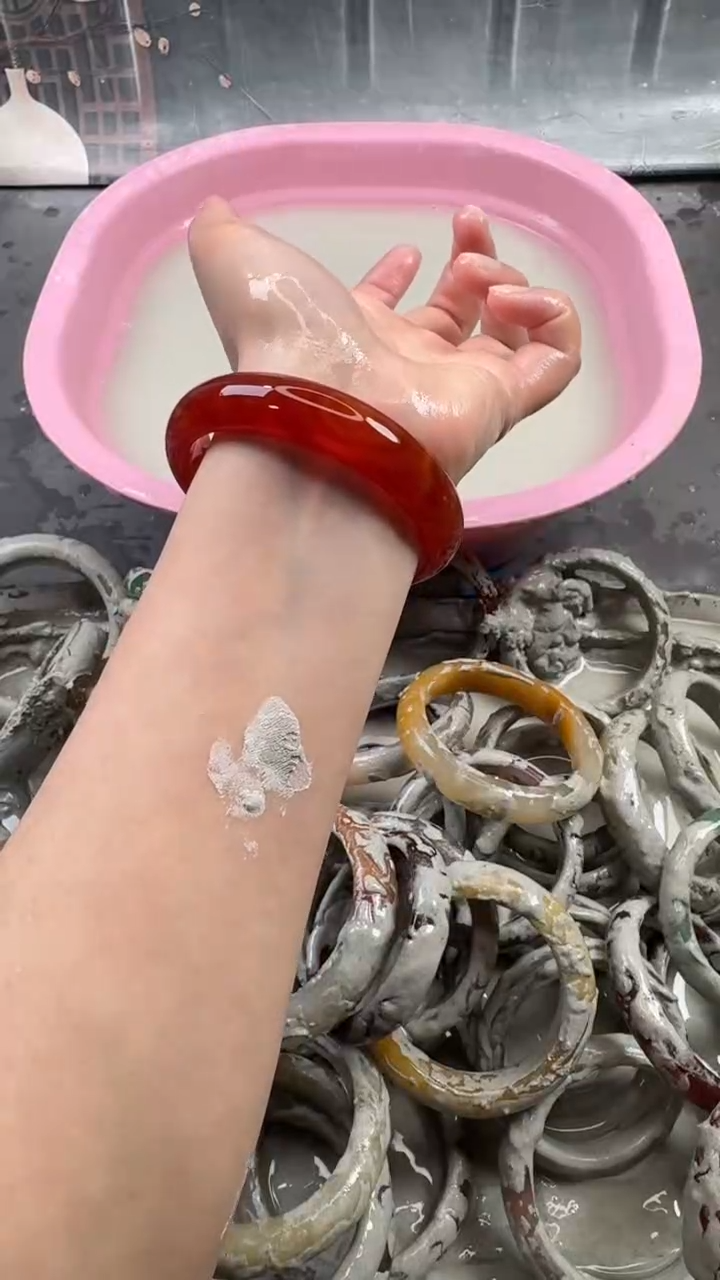 【闪购商品】石英质玉手镯未镶嵌26 6364