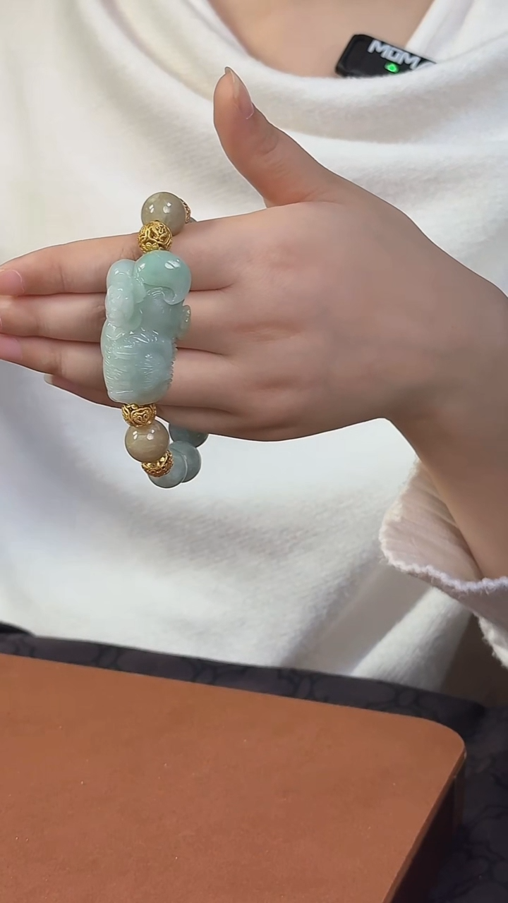 未镶嵌手串翡翠九尾狐翡翠手串