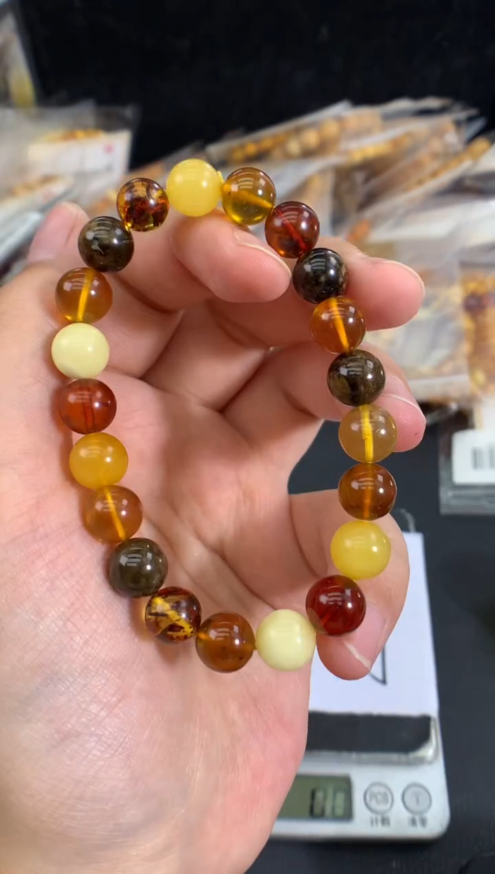 蜜蜡未镶嵌珠宝奇石多样性发一件