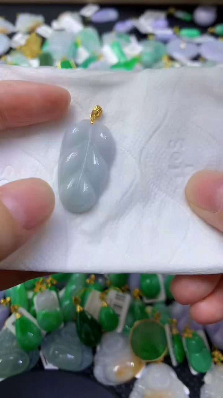 颈饰未镶嵌翡翠天然缅甸翡翠A货