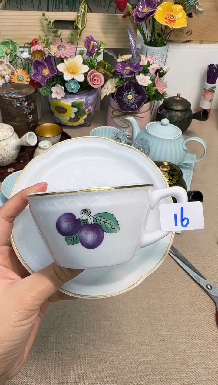 瓷片泡泡家的瓷器真好看