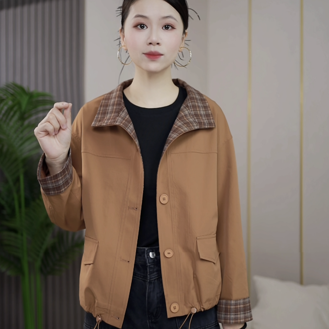 2025年春季时尚格子翻领百搭工装女装短款外套女装春款宽松显瘦