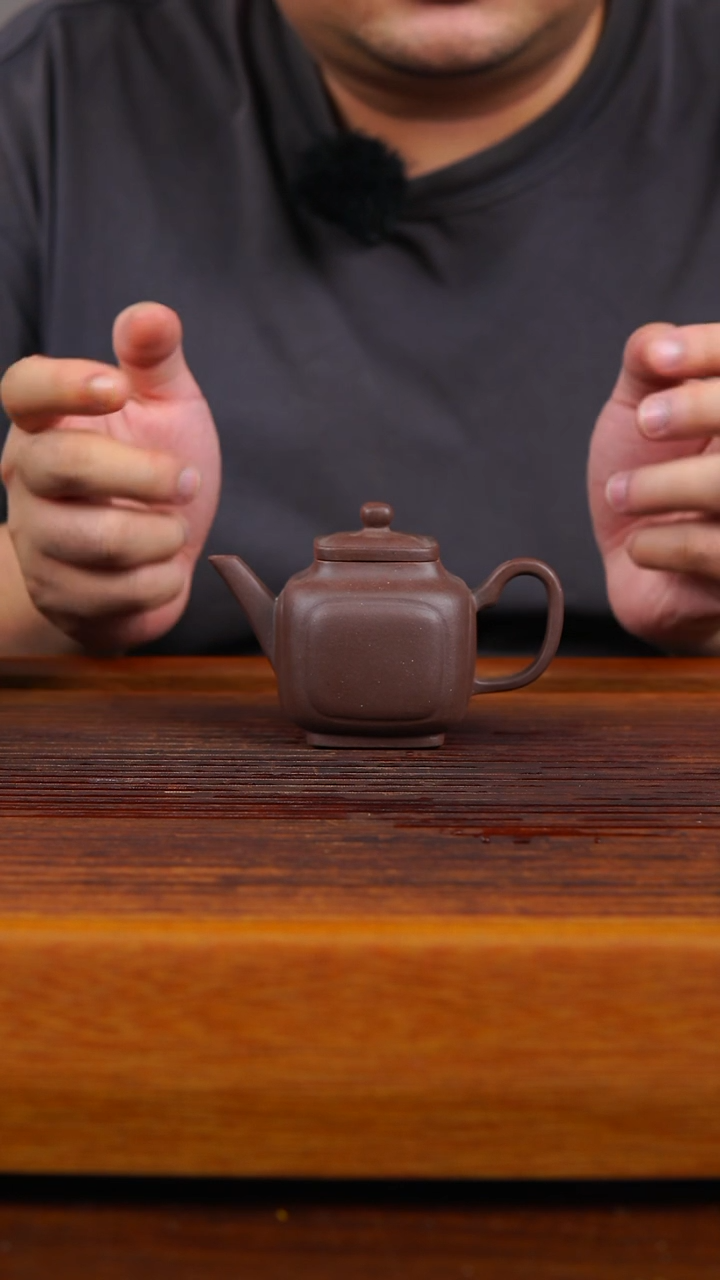 茶壶紫砂四方开窗壶