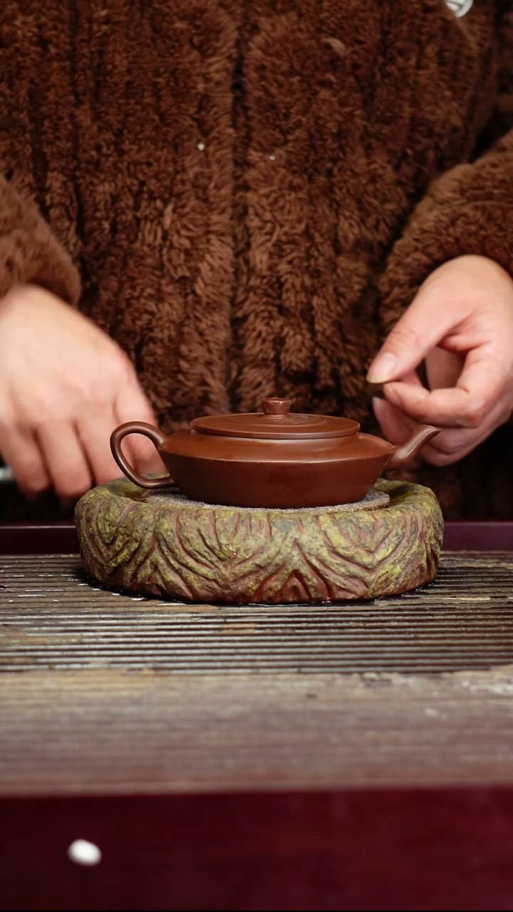 宜兴原矿紫砂壶茶壶宜兴原矿紫砂壶茶壶100C