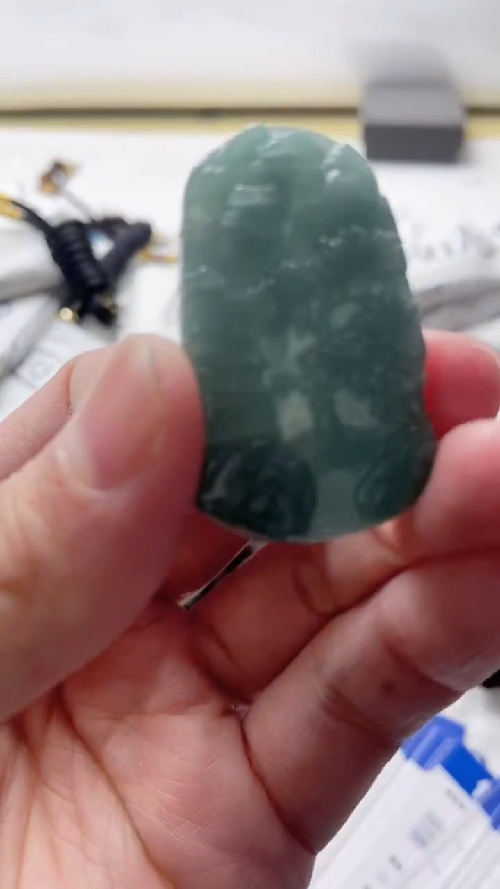 【闪购商品】翡翠颈饰未镶嵌8888888888888