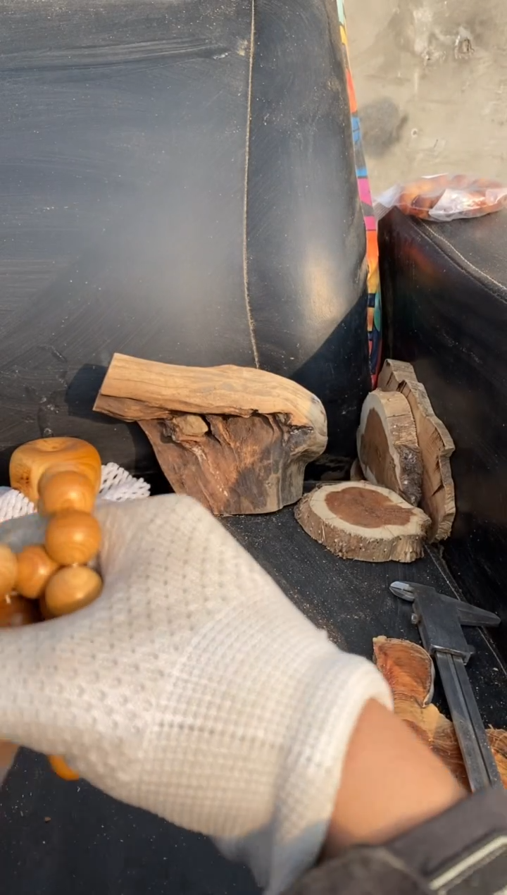 柏木（崖柏）太行陈化崖柏1.5手串！