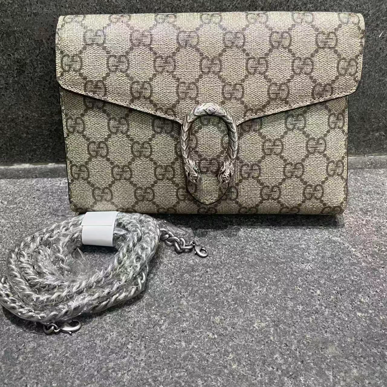 95新 GUCCI/古驰 酒神钻扣老花单肩包