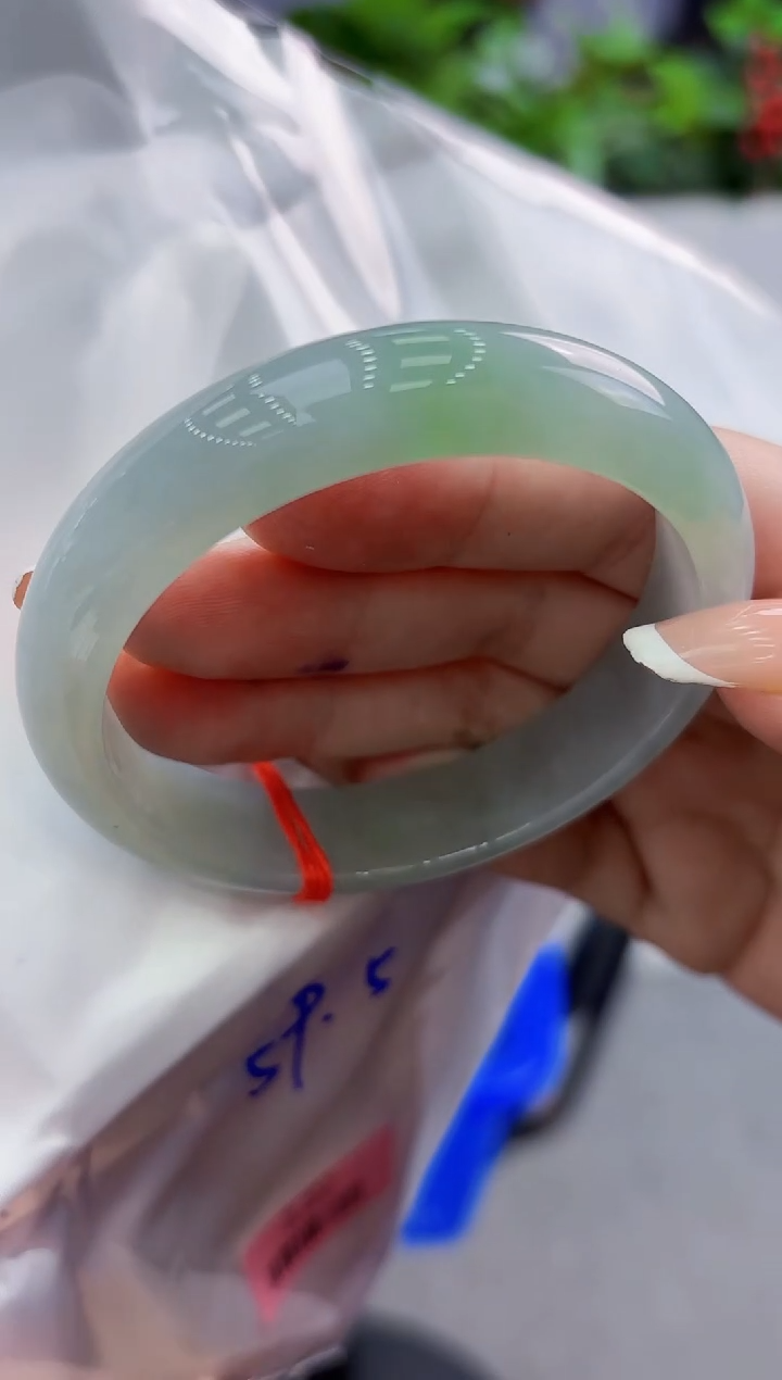 【闪购商品】翡翠手镯未镶嵌翡翠手镯