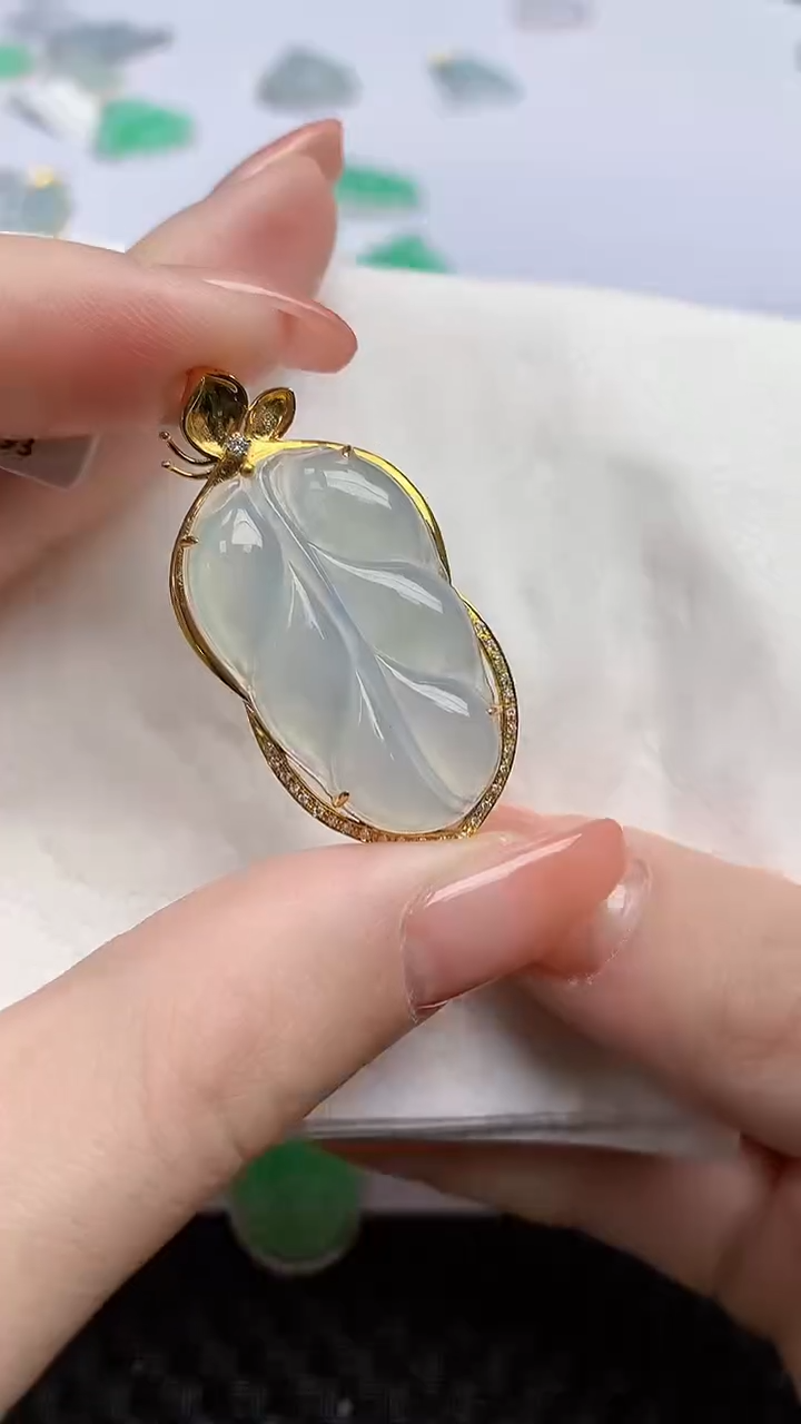 【闪购商品】翡翠颈饰18K金镶嵌天然翡翠A货