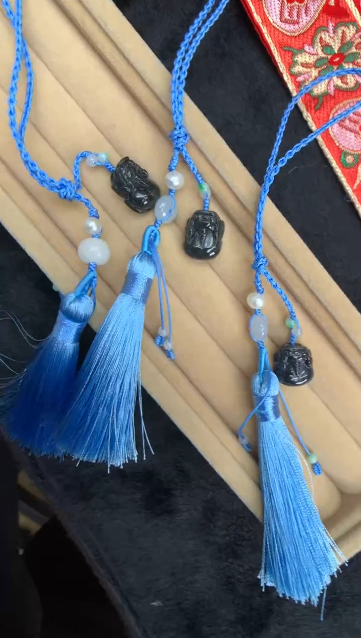 【闪购商品】翡翠挂件未镶嵌貔貅 多样性发（1件）