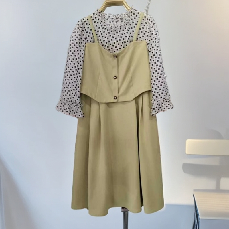 A016#【木兮兮专属】2026年秋冬洋气显瘦碎花百搭气质连衣裙