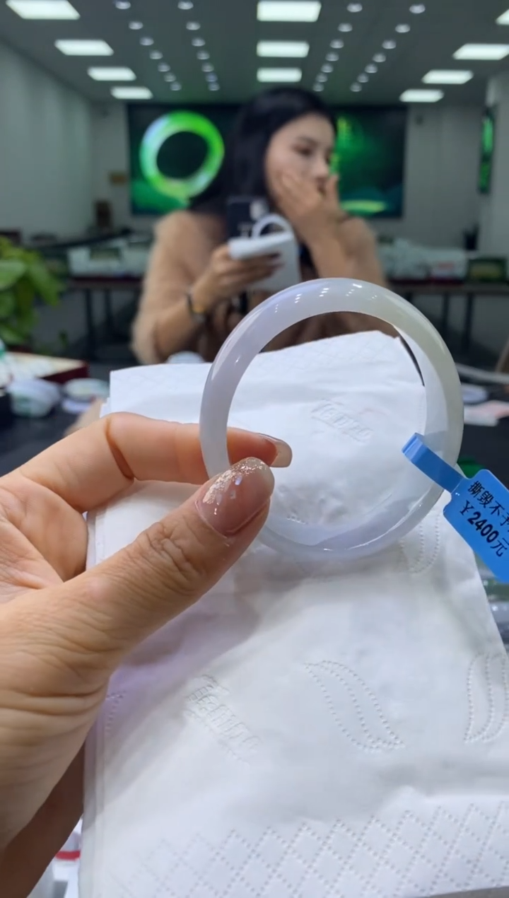 未镶嵌手镯翡翠00007739