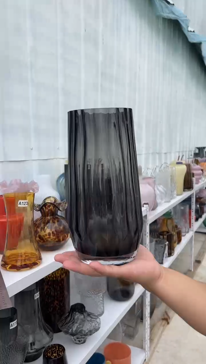玻璃花瓶用于客厅桌面插花装饰