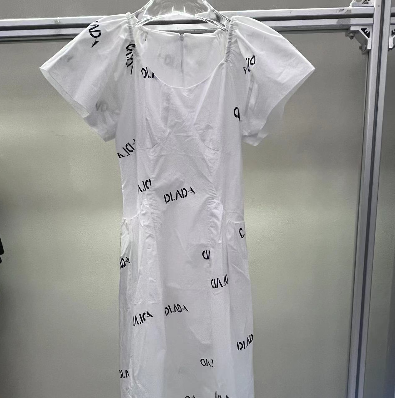 【达人专属】DI.AD 圆领时尚长款百搭夏季连衣裙DB461603L2