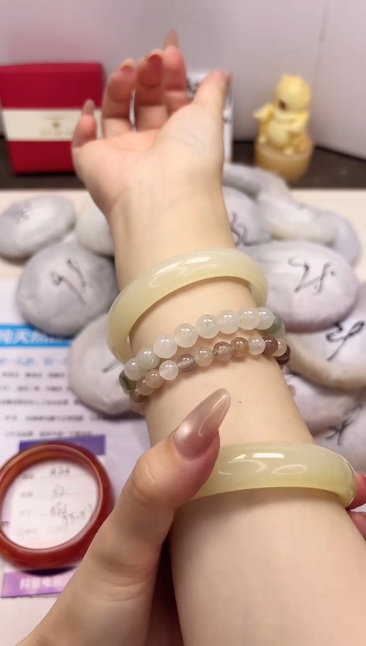 石英质玉手镯未镶嵌435-晴水-圈口57