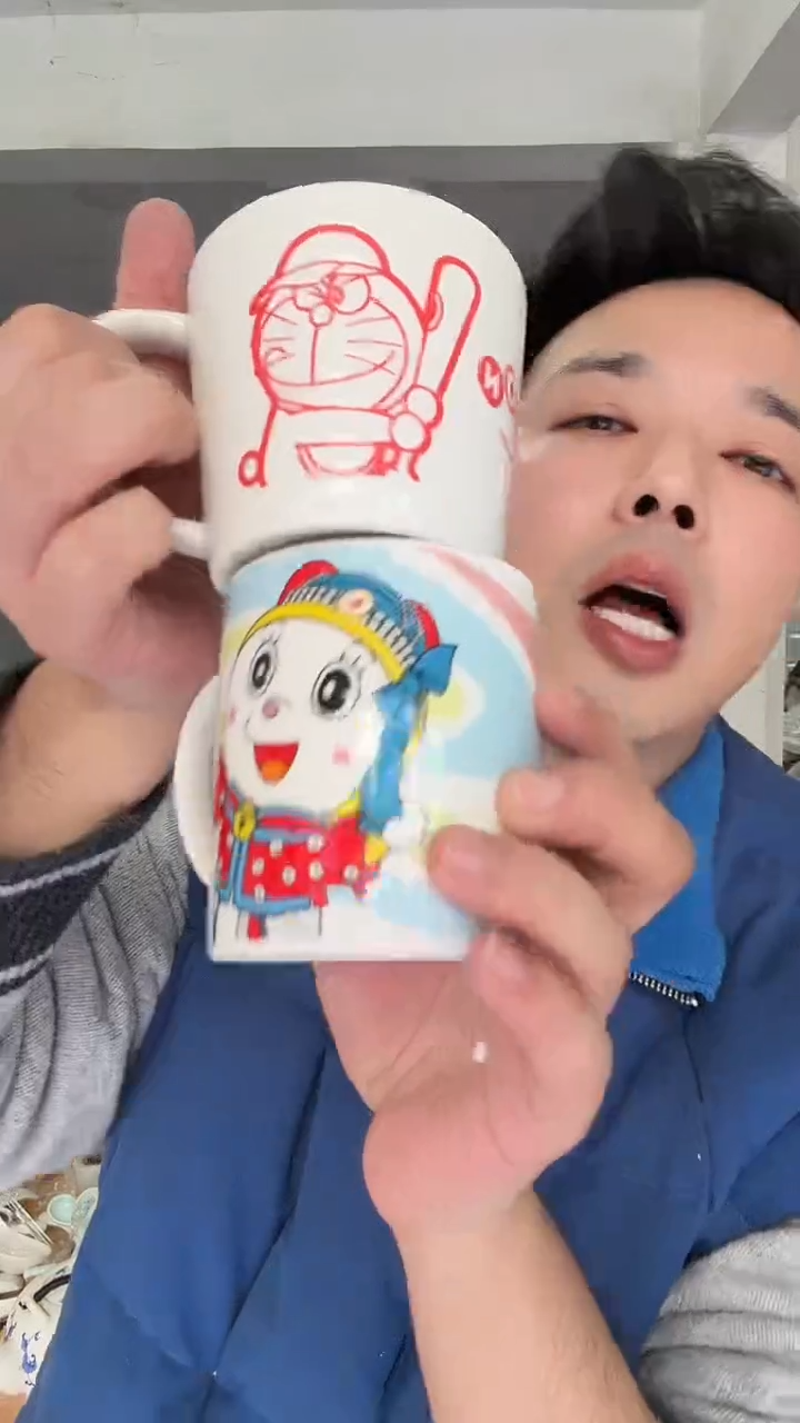 瓷片哆啦杯子2个装