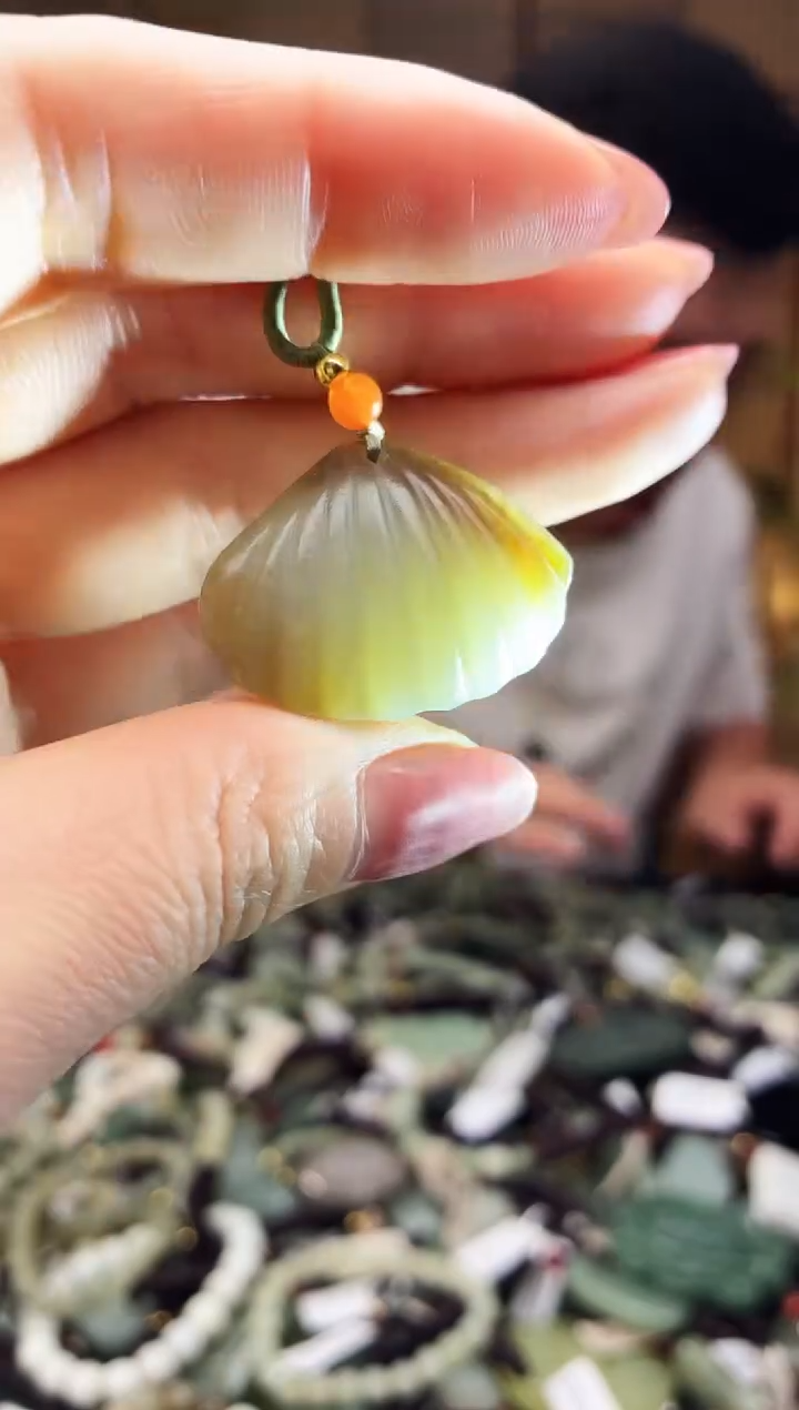 颈饰未镶嵌和田玉多样性发货，拍一发一