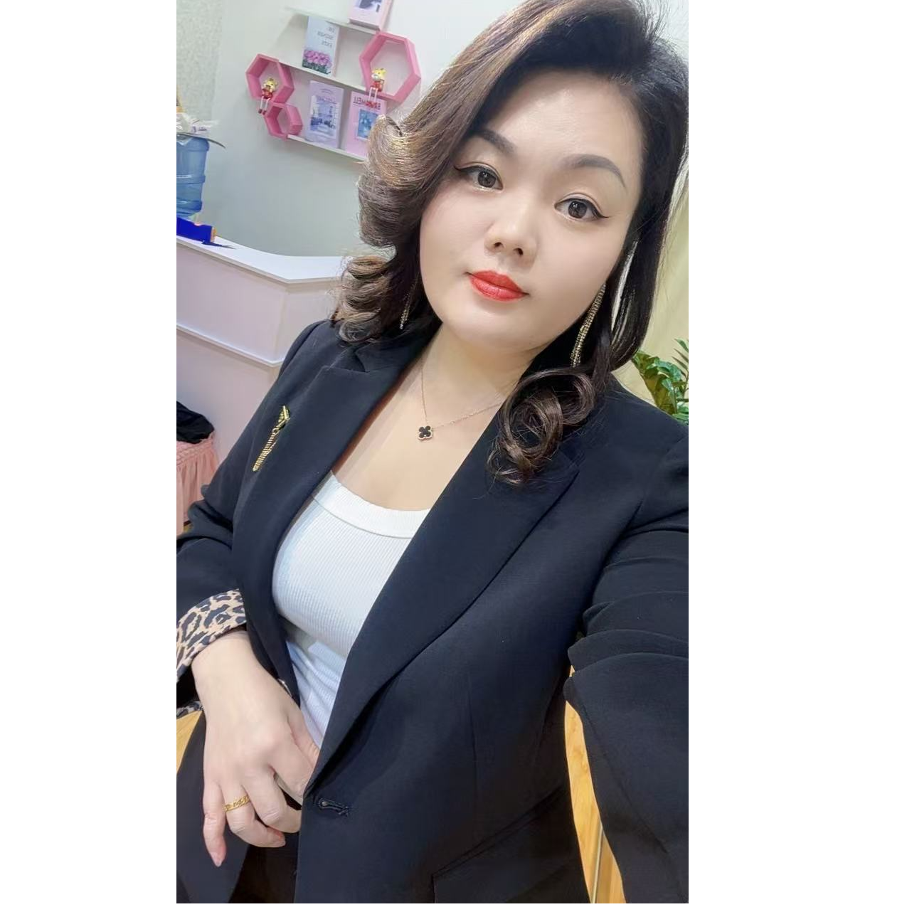 修身型短款常规翻领长袖口袋西装小西装女士西服百搭