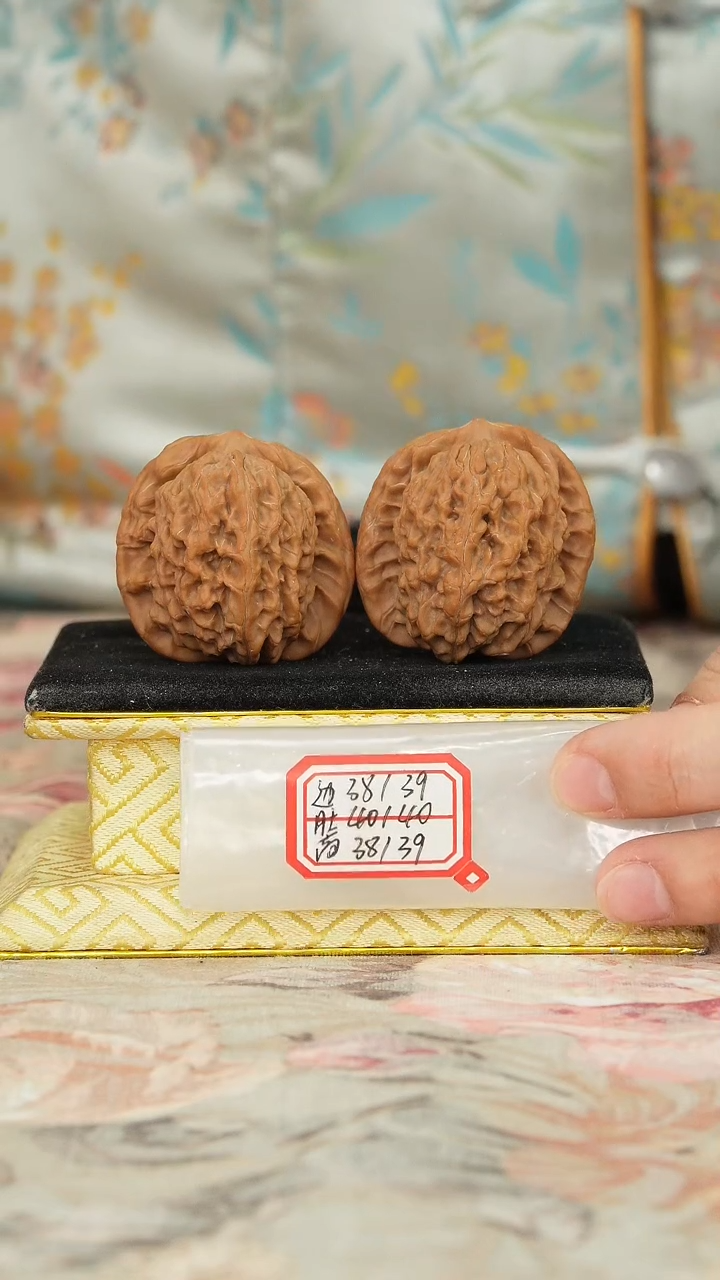 【闪购商品】文玩核桃把件非嫁接马老四