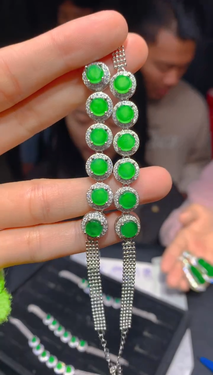 【闪购商品】定制翡翠未镶嵌102多样性发货（发其一）