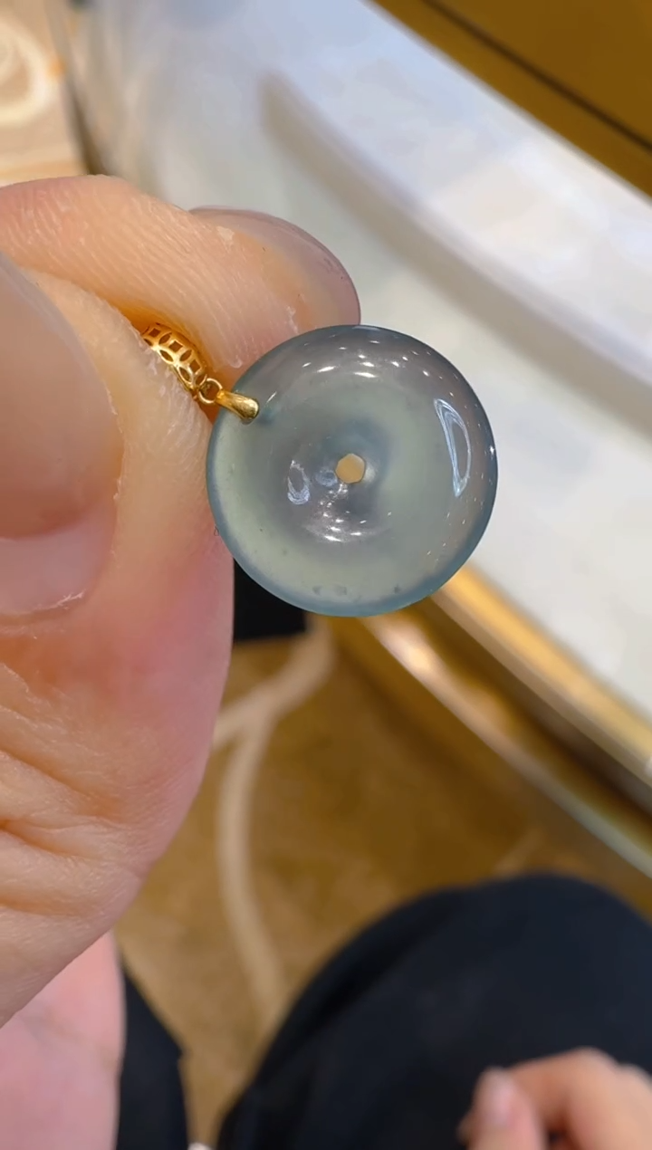 吊坠(不含链)18K金镶嵌翡翠多样性团购发一件（很小）