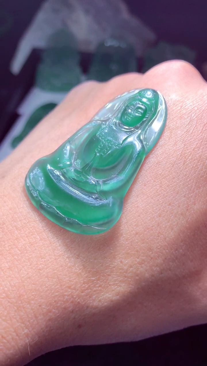 未镶嵌定制翡翠风*雨天然翡翠A货吊坠 官方基地发货