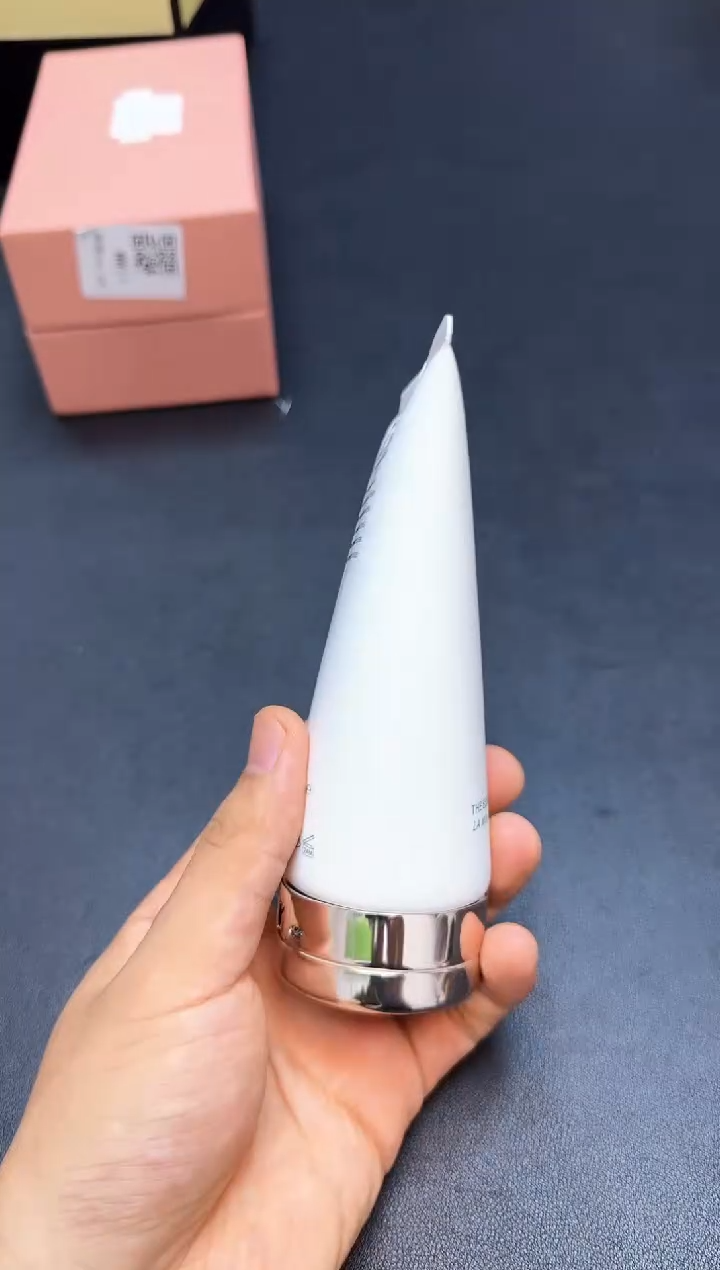 瓷片全新正品一件不留@@WE686